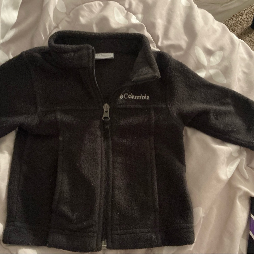Columbia Black Fleece Jacket with Blue AccentColumbia fleece
